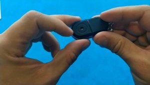 БРЕЛОК ДЛЯ ПОИСКА КЛЮЧЕЙ / БРЕЛОК ОТЗЫВАЕТСЯ НА СВИСТ