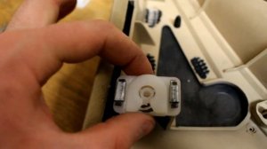 Ремонт креплений обшивки двери на VW passat B6  Попытка №2