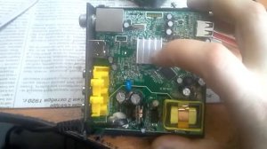 BBK SMP137HDT2 не реагирует на пульт.горит красный светодиод