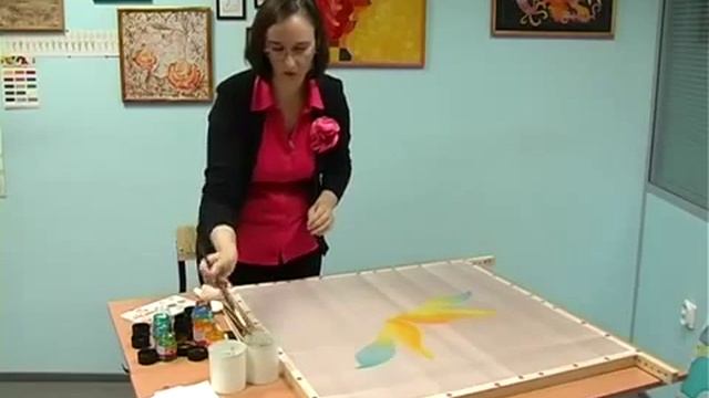 Мастер-класс  по батику. Расписываем платок в контурной технике смотреть онлайн