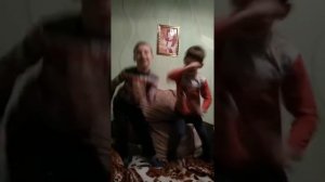 Песня танцы в моей кровати!!!