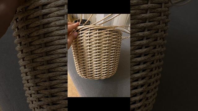 Кашпо со жгутиком из полиротанга на 5л#ротанг #кашподляцветов#кашпосвоимируками#плетение
