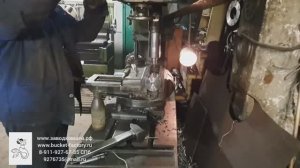 Сверлильные работы. Работа на сверлильном станке. Сверлим отверстия во втулке / Drilling