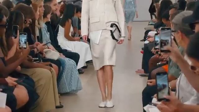 Proenza Schouler Мода в Нью-Йорке весна лето 2024 - Современные тенденции стиля