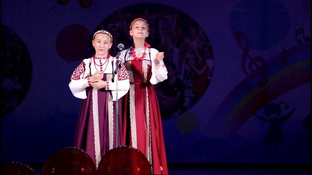 Земскова София и Алика Коссек («Любовь — это мир!»-2022)