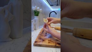 Тарталетки из обычного батона! Новогодняя закуска с икрой. Тарталетки с икрой.