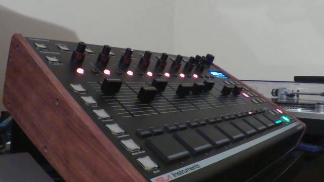 Many Rhodes Leads To Dilla смотреть онлайн