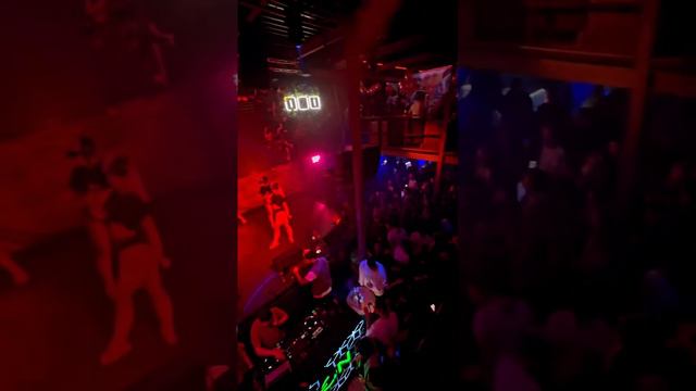 Куда сходить потусить в Москве? Клуб IZI Бесплатная проходка в Телеграм @sadimedia #ночнойклуб смотреть онлайн