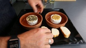 Запечённый Камамбер  Два варианта сладкий и пикантный