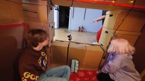 Я ПОЗВОНИЛ МИККИ МАУСУ В 3 ЧАСА НОЧИ *не делайте этого* (страшный микки маус)