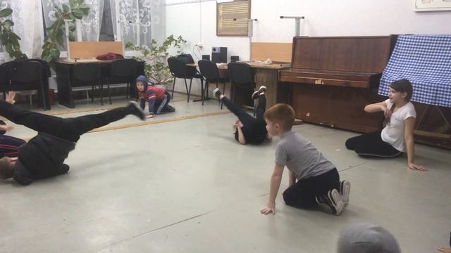 FREEстиль Брейк Данс смотреть онлайн