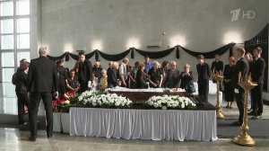 На Троекуровском кладбище простились с диктором Азой Лихитченко