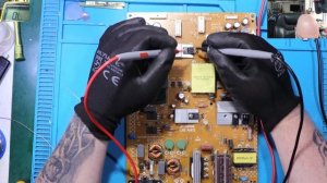 DEAD TV PHILIPS 40PUT6400/12, NO POWER. CAN WE FIX IT?
