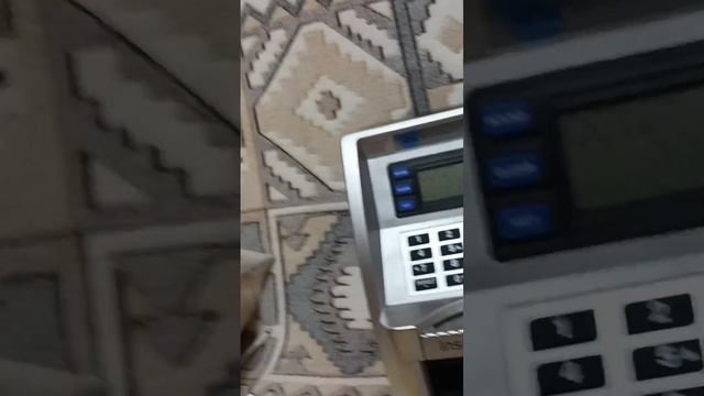 что делать если захлопнулась детская сейф копилка. И нет батареек смотреть онлайн