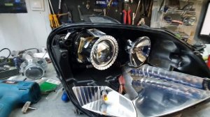 Mercedes-Benz GL 164. Замена биксенона на Лазерный свет Russian Falcon F40+ с сохранением адаптива.