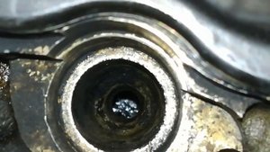 BMW X6 форсунка болтается бензиновая