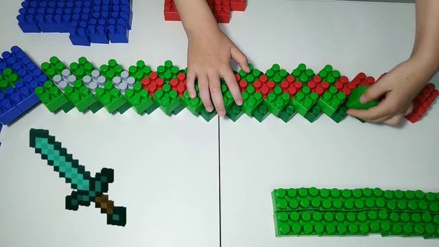 Меч Minecraft из конструктора Лего. Самый простой и интересный способ построить меч Майнкрафт. смотреть онлайн