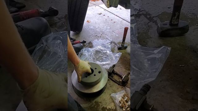 2017 Subaru Impreza rear brakes and rotors Replacement смотреть онлайн