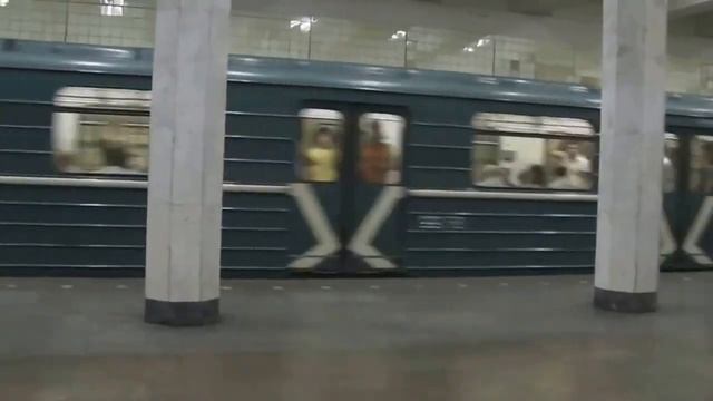 Замоскворецкая линия. Встреча двух Номерных на ст. Коломенская