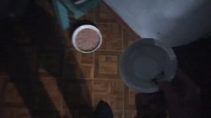 Кормление щенок питбуля (4 месяца)