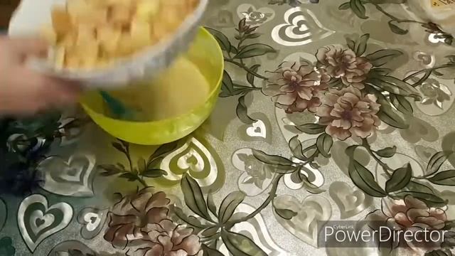 #Шарлоткавоздушная#пирог                  Шарлотка с яблоками. Вкусная и пышная.