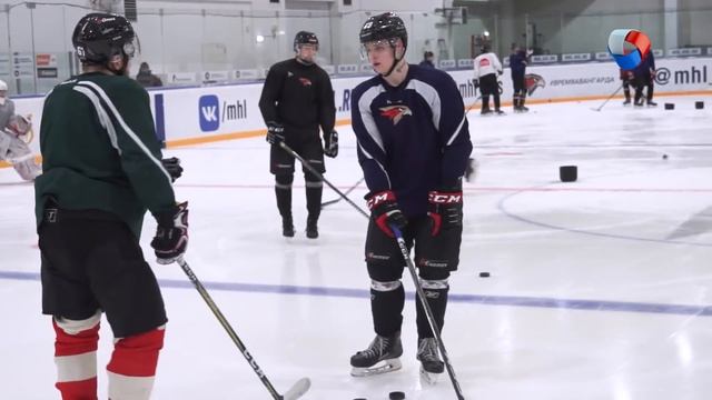 Овертайм Live #33 Как стать хоккейным нападающим смотреть онлайн