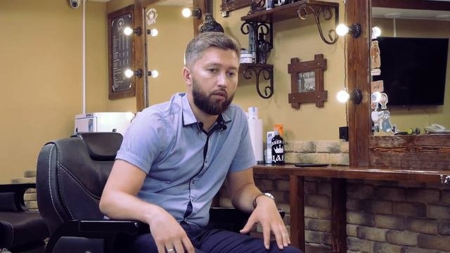Владелец сети барбершопов «ЦАРЬ» – о прическах, профессии и жестких случаях на работе