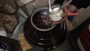 Тушенка в афганском казане/ Stew in an Afghan cauldron