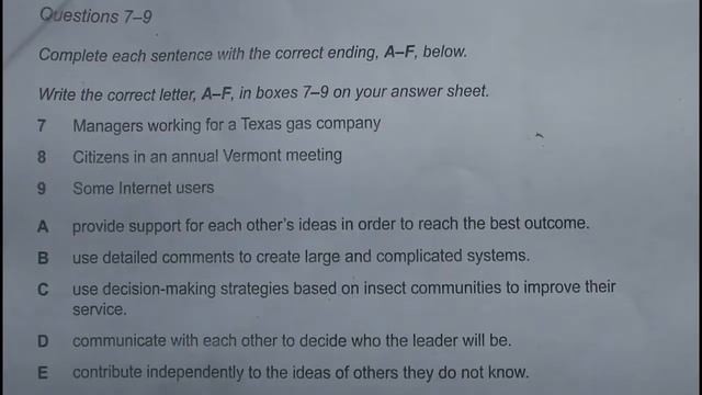 Secrets of the Swarm смотреть онлайн