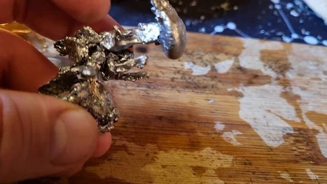 Отливка Свинцом-Гибельное Колдовство от родни.