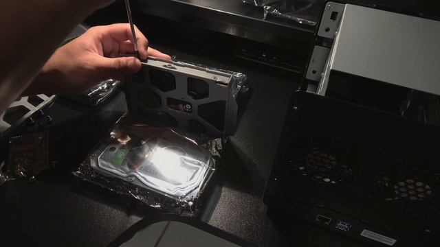 Synology DS420J Hard Drive Installation Video 2020 смотреть онлайн