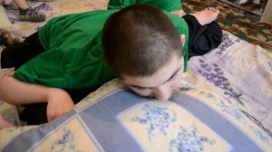 Это видео о всей правде мышечной дистрофии дюшенна, болезни, которая никого не щадит