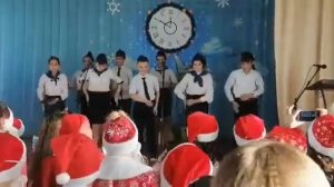 Танец на новый год 7 класс?