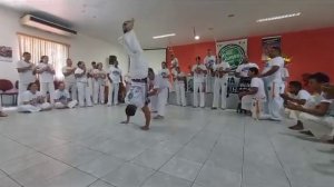 primeira corda da minha filha Zoe no conexão capoeira camuá Itapipoca e  Amontada 2023.