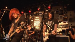 Falling In Reverse "I'm Not A Vampire" (Live In The Red Bull Sound Space At KROQ)
