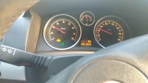Opel Astra H проблемы с Электрикой машину не завести /моргает щиток приборов /падают все стрелки