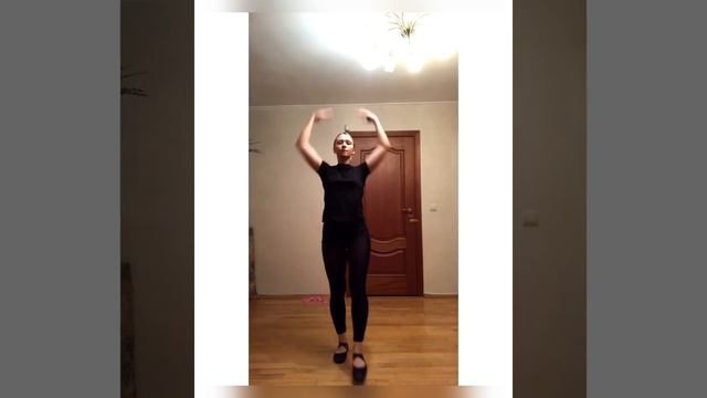 Хореографическое занятие "Основные строевые шаги. Марш" смотреть онлайн