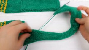 САМЫЕ простые носки на ДВУХ спицах. Без кругового вязания.