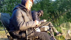 Ночная рыбалка на Вдхр. Дрозды. Ловля леща и рыбалка  в темпе.