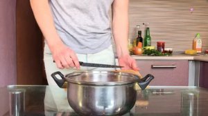 Что приготовить из пельменей? Острый томатный суп с пельменями и пельмени тушеные