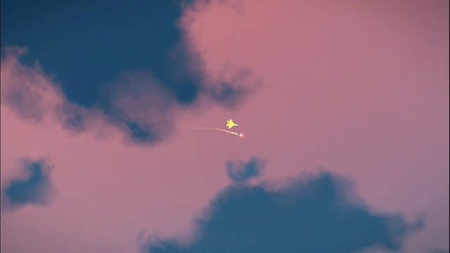 Today! Russia's Largest Cruiser Carrying 52 Jets Destroyed by Ukraine смотреть онлайн