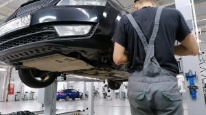 Skoda Octavia A-7 замена переднего ступичного подшипника.