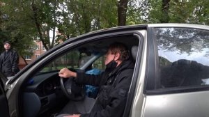 Тротуарный доцент непробиваемой кафедры// наглость и хамство