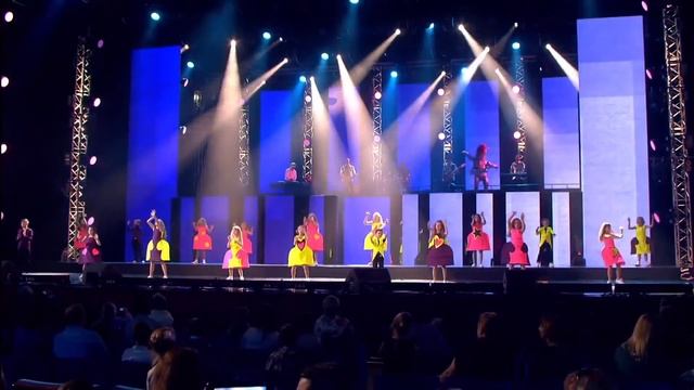 Хор Великан. История. Эпизод 11. Лошадь смотреть онлайн