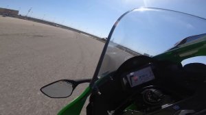 2021 Kawasaki Ninja ZX-10R Review | MC Commute