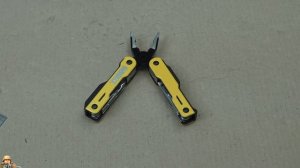 Мультитул Dewalt DWHT71843