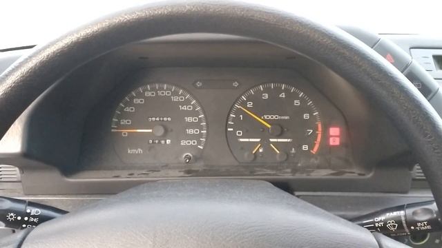 1992 Mitsubishi Lancer GLXi Cold Start -10c смотреть онлайн