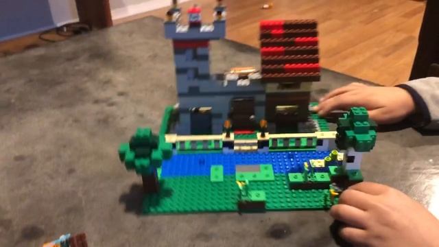 LEGO Minecraft - The Crafting Box 3.0 смотреть онлайн