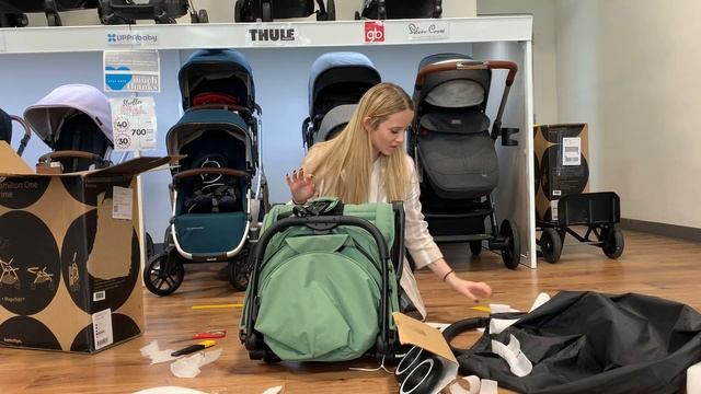 Hamilton Travel Stroller 2020 | Unboxing and Overview смотреть онлайн