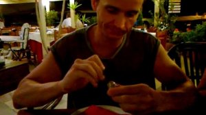 Как надо есть улиток!